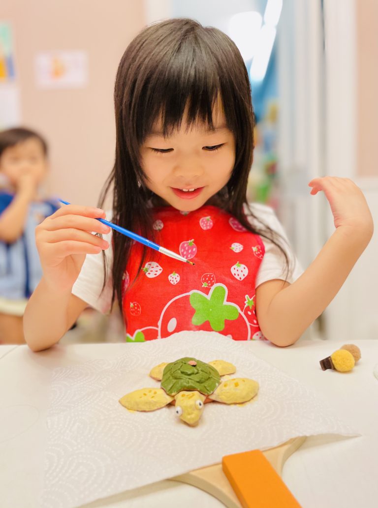 李慕霜 (5) - RQ Creative